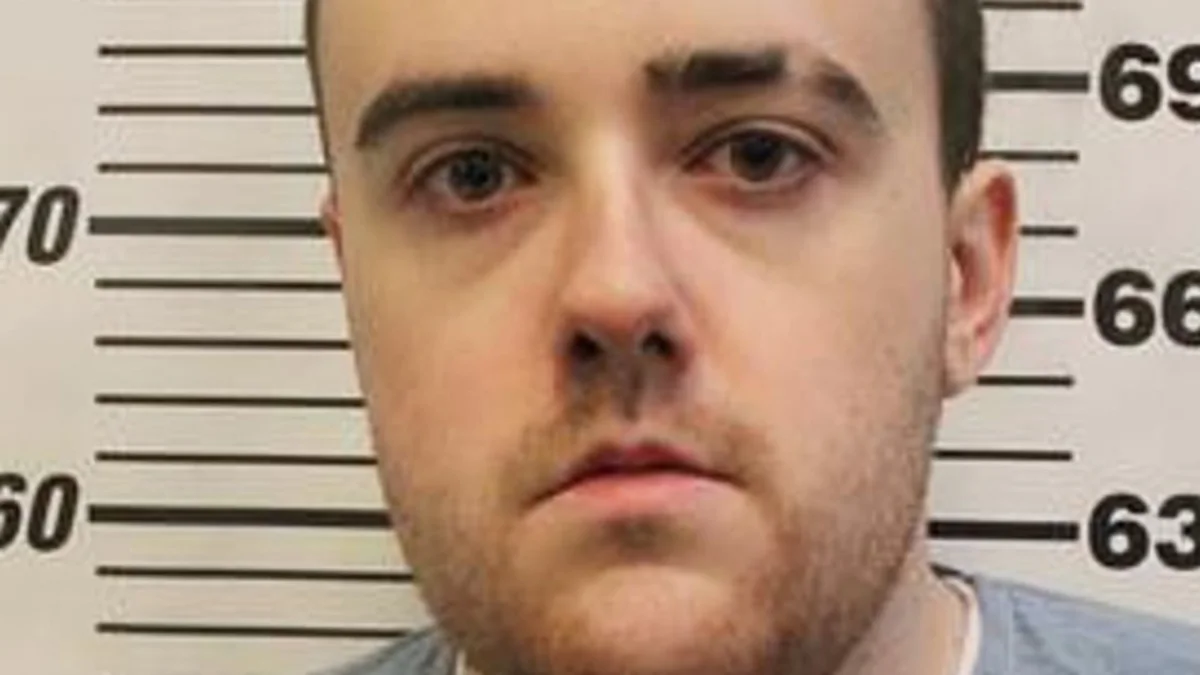 Manhunt underway for convicted killer who escaped through Tennessee prison fence and fled in stolen truck, officials say