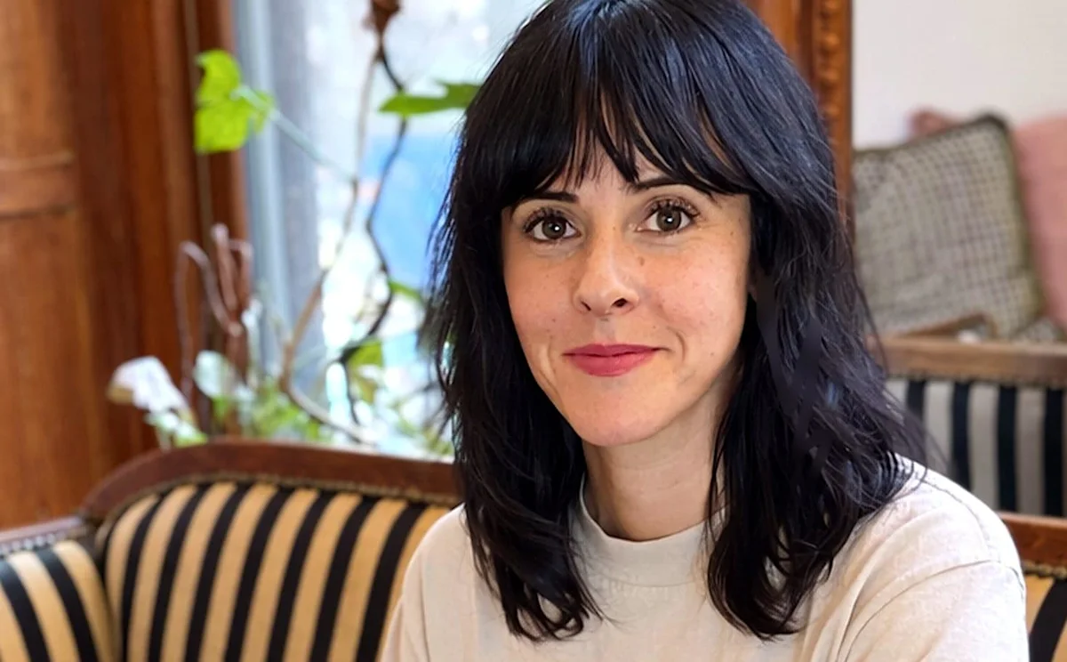 This novelist grew up visiting her mother in prison. Her debut is extraordinary