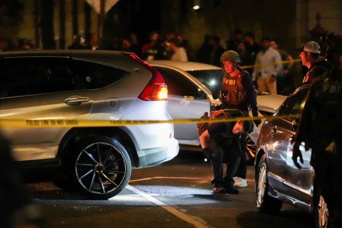 New York City man shot in car with child present by ICE agents, mayor says